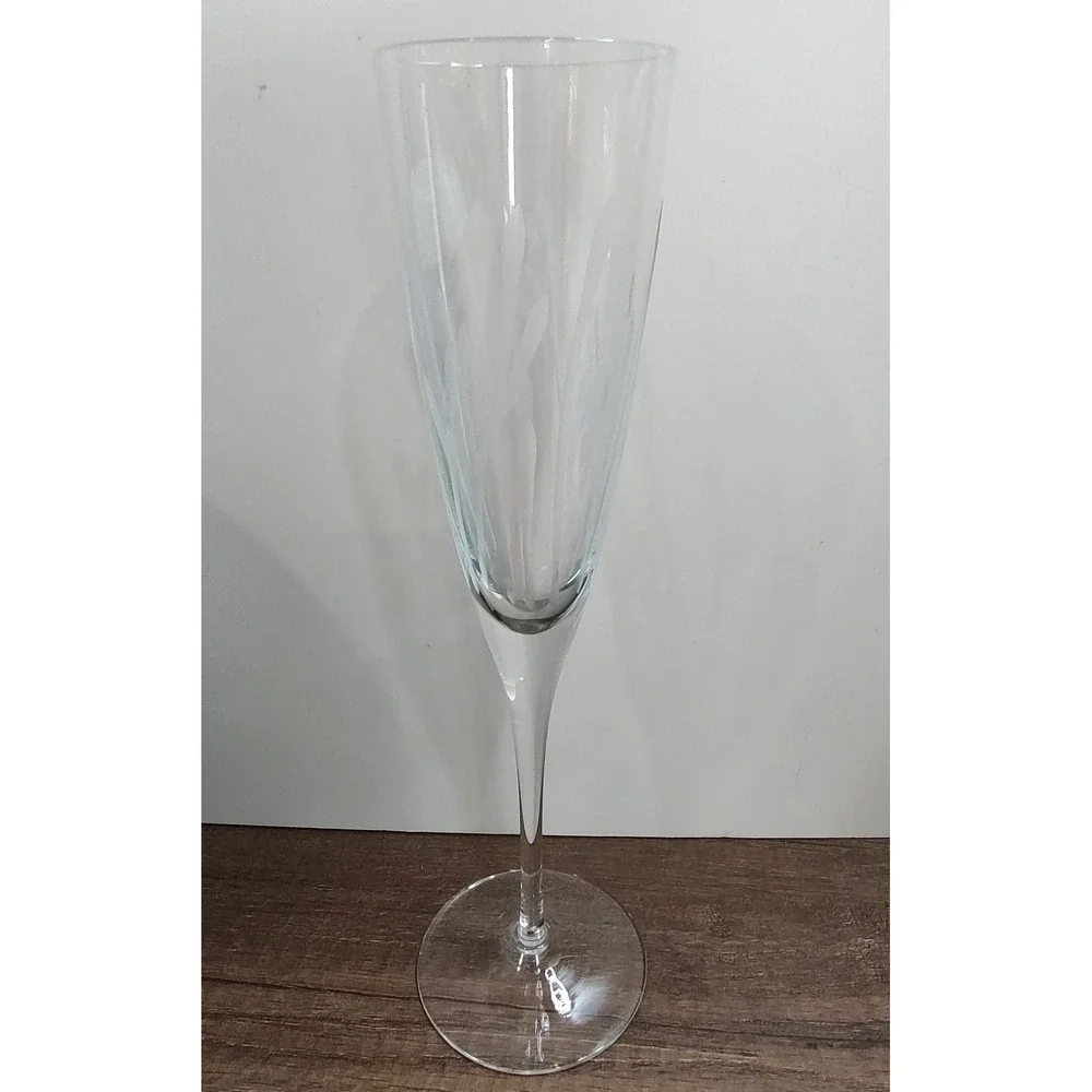 Pier 1 CHRISTINA Grey Cut Plant Crystal Champagne Flute 10 1/4